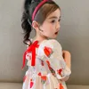 Été enfant en bas âge bébé enfants filles robe fraise robe froncée robes de princesse bébé fille vêtements bébé costume ropa bebes nouveau Q0716