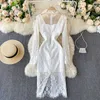 Kvinnor Vit Lace Klänning Sexigt Perspektiv Mesh Patchwork Hollow Out Evening Party Midi Bodycon Vestidos Robe Femme 210603