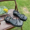 Kvinnor Vit Sandaler Sommar 2021 Kvadrat Toes Heels Skor Lady Chunky Solor Wedges Sandaler Mode Kvinnor Hög Platform Sandaler Y0721