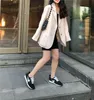 Damenanzüge Blazer Koreanische Frauen Mittellange Beige Blazer Frühling Herbst 2021 Lose Einreiher Kerbkragen Langarm Casual Ladi