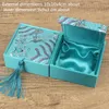 Geschenkpapier-Quasten im chinesischen Stil, Seiden-Weihnachtsboxen für Schmuck, Armbänder, quadratische Verpackung, Geschenkbox mit flauschiger Baumwoll-Aufbewahrungsbox