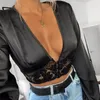 Frühling Spitze Aushöhlen Satin Seide Patchwork Taste Tiefem V-ausschnitt Spitze Crop Top Frauen Langarm Sexy Shirts Bluse weibliche Blusas X0521