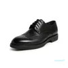 Moda - os sapatos de couro masculinos mais quentes com renda, casuais, confortáveis ​​sapatos de lace-up, preto e marrom artesanal mais tamanhos