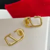 Boucles d'oreilles en or bijoux bijoux classiques de boucles d'oreille de perles de luxe étalon pour femmes pour femmes étalons de mode ornements de fête mariage 2203022655