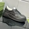 Män Klänning Skor Fashion Casual Lady Lace-up Designer Sneaker 100% Läder Vit Svart Kvinnor Gym Tjocka Bottom Trainers Plattform Kvinnor Sneakers Storlek 35-45 US4-US11