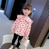 Starwberry Tops Ruffles Children's Blue för Spring Autumn Girls Clothes 210412