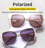 8234 Tasarımcı Güneş Gözlüğü Lüks Marka Gözlük Açık Shades PC Çerçeve Moda Klasik Bayan Erkekler Kadınlar için Lüks Güneş Gözlükleri Aynalar