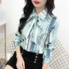 Femmes coréennes Chemises Blouses Mousseline Femme Manches longues Tops Rayé Imprimer OL Bow Tie Top Plus Taille 210427