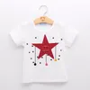 Ubrania dla dzieci Chłopiec Zestawy Cartoon Gwiazdy Design T-Shirt + Szorty 2 Sztuk Dzieci 210515