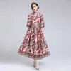 Robes de défilé pour femmes col rond demi-manches imprimé fleuri froncé élégant robe mi-longue Vestidos