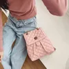 Diseñador de moda Pu Mochilas de cuero Bolso de hombro de alta calidad para damas Bolsos escolares para adolescentes Bolso de viaje con cadena Y1105