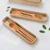 Portable Service Set Japansk stil Miljövänlig Trä Chopsticks Spoons Kniv Set för resor