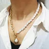 KMVEXO Vintage Baroque Baroque Collier de verrouillage perlé irrégulier 2020 Colliers d'amour de pendentif Aangel géométrique pour femmes bijoux punk4433700