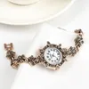 Polshorloges vintage armband kijken vrouwen strass flower charm ronde dial analoge kwarts casual klok