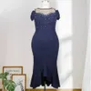 5XL 4XL Abiti da festa aderenti per le donne Taglie forti Blu scuro con spalle scoperte Increspature irregolari con perline sirena Compleanno Prom Robe 210527