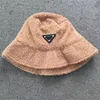 Kapelusz designerski czapki trójkątne czapki rdzeniowe czapki rybak kaszmirowe litery damskie casquette luksus habbly