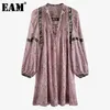 [EAM] Women Pattern Printed Pleated Vintage Dress V-Neck Long Sleeve Loose Fit Fashion Spring Summer 7A038 21512