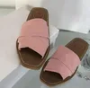 Sandalias para mujer Diseñadores Zapatos Zapatillas Plata Plata Pisos Roma Sandalias Mujeres Diseñador de moda Diapositivas planas Flip Flops Slipper