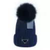 Beanie Cap Mens Designer Bucket Hats New Fashion Women Waray Winter Winter Beanie Barax Faux POM POMS BOMBLE HAT Outdoor Black Blue White Pink 7COL I3ed#