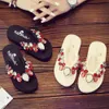 Cute Children's Slippers Fashion Crystal Women's Shoes Summer Comfortable Parent-Child Flip Flops Girls Beach Sandals qq398 210712