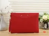 YQ Hoge kwaliteit nieuwe handtas portemonnee reistoilettasje 32 cm bescherming make-up clutch dames lederen embossing waterdicht Cosmeti260n