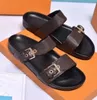 163w latest high quality men Design women Flip flops Slippers Fashion Leather slides sandals Ladies Casual shoes
