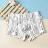 5PCS / Pack Teen Boys Underkläder Striped Söt Bomull Barn Tecknad Fisk Shorts Boxers Toddler Kids Football Panties 210622