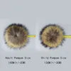 Parent-Child Cap och Scarf Set Söt Kid Baby Real Fur Pompon Vinter Stickad Hat Cap Four Nature Fur Pom Balls Beanie Bones Y21111