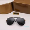 Sunglasses de mode design Verres de branches Qualité Femmes Sunglass Mens High Original 8758 avec Sun Box Ilvte