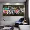 Graffiti Art gest uścisk dłoni malowanie na płótnie plakaty i druki Street Wall obraz do salonu Cuadros Home Decor