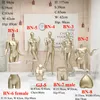 Modieuze heldere huid vrouwelijke kleding mannequin fiberglass manikin full body modellen groothandel champagne gouden mode abstracte glanzende witte mannequins