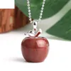 Ciondolo Apple in cristallo naturale 23 * 20 * 20mm con catene da 50 cm Collana in lega estiva Accessori per gioielli europei e americani da donna all'ingrosso