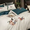 Conjuntos de cama azul de luxo / branco 600tc egípcio algodão cavalo bordado edredom conjunto de cama bed billwcases folha de casal home têxteis