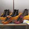 Designer Luxury Sexy Fashion Pointed Shoe Leatherwear Bottes Talons hauts épais Luxur Design Chaussures à plateforme à lacets en cuir pour dames Taille 35-42 avec boîte