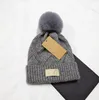 Kvinnor utomhus hattar Vintermänniska Warm Fashion 7 Färg Cap Chunky Cable Knit Pompom Mjukt Unisex Solid Ribbed