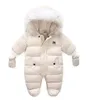 Baby Romper Jumpsuit Bont Kap Meisje Jongen Snowsuit Russische Winter Baby Bovenkleding Ovealls Dikke Rompertjes met Handschoenen9246312