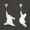 ARTLOVIN Creative Flying Bear Figurines Balloon Polar Bears Figure Home Wall Mount Decoration Resin Modern Gift for Boy/Man/Kids 210804