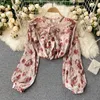 Весна французская ретро сладкая цветочная блузка женский V-образным вырезом слоеного рукава грибка украшения Blusa Age-Remote модная рубашка C377 210506
