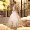 Eleganckie sukienki ślubne Walka ślubna wysoka szyja Długie rękawy koronkowe aplikacje przyciskowe guziki z tyłu zamek plażowy vestido de novia niestandardowy rozmiar plus rozmiar