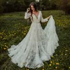 Boho Lace mangas compridas vestido de casamento aberto de volta profundo decote v-pescoço fita Tiered tulle jardim praia uma linha vestidos nupciais nude country noiva vestidos vestidos de novia