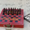 골동품 체스 세트 테라코타 전사 3 차원 체스 조각 나무 접는 체스 판 작은 크리스마스 선물 엔터테인먼트