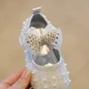 Fashion Girl Dress Shoes With A Bow Pearl Kids Designer Spring Summer Chaussures Filles Baby Chaussures Pour Enfants Toddler Children Casual Sandals Pink Silvery