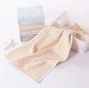 A mais recente toalha de cor sólida de 68x34cm, seleção listrada de duas cores, além de toalhas de limpeza facial macio absorvente de grade grossa
