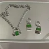 Halsband örhängen set u-magisk hiphop emalj grön låshänge för kvinnor ins mode ihåliga silverfärg metalliska festsmycken