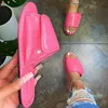 2021 Rozmiar Płaski Sandały Dla Kobiet Krokodyl Wzór Skórzany Moda Solid Color Flip Flops Letnie Plaża Hooklooop Kapcie