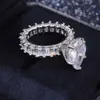 10CT stor simulerad diamantring vintage mode guldringar smycken unika cocktail päronslipade vit topas ädelstenar bröllopsförlovningsring för män för kvinnor