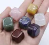 Decorações de jardim 7 pcs Set Chakra pedras Cura Cristais Natural Tumbled Polido Reiki Gemstone Conjuntos para Meditação Yoga Bruxaria Balanceamento Terapia