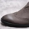 Роскошные сапоги Натуральная кожа мужская лодыжка сапоги высокой оценки скольжения на сращивание Wingtip серая черная обувь Brogue сапоги