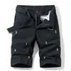 Pantaloncini cargo da ragazzo da golf in tinta unita con motivo ricamato in cotone Salopette bermuda casual estiva da esterno in cotone 210713