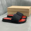 Slippers Man Classic Spike Spikes Slide Sandal Mens de borracha de borracha grossa Liners Slides Plataform Mula para homens de verão Casual Fashion2023